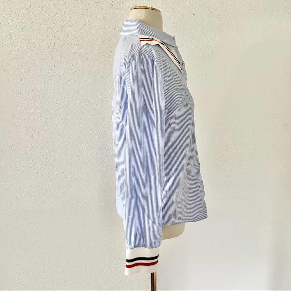 Women's Size Medium Blue/White Striped Ruffle Knit Long Sleeve Button Down Shirt - Picture 5 of 7